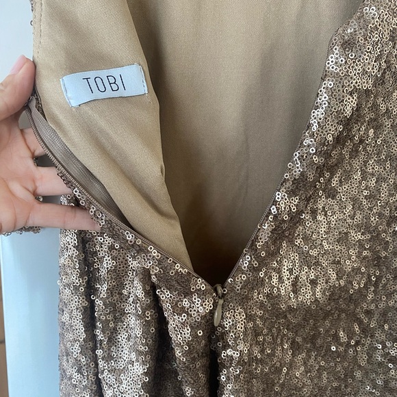 NWT Tobi sequin, bodycon mini dress, gold size S - Picture 10 of 13
